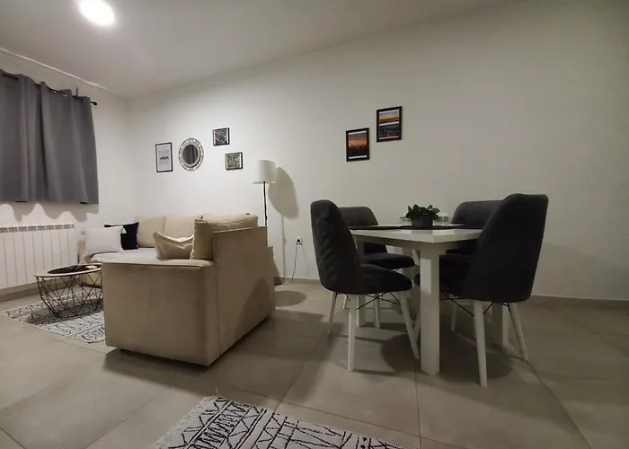 アパート Jans ベオグラード